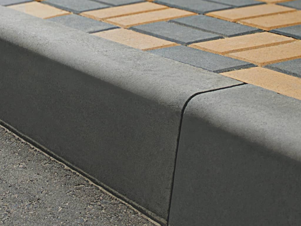 Продажа дорожного бордюра в Сестрорецке